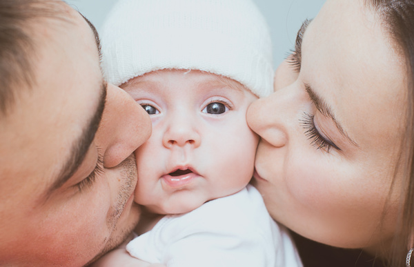 How to Maintain a Strong Relationship After Having a Baby